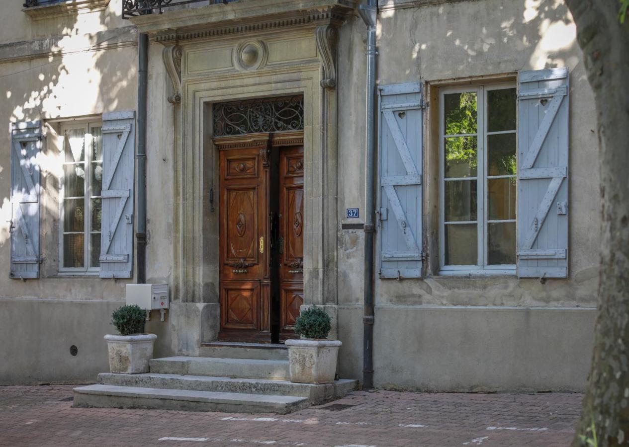Le 37 Malaucene Bed & Breakfast Exterior photo